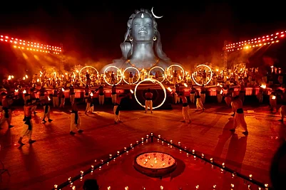 Mahashivratri In Kashi (Varanasi) 2026: The Shiv Baraat & Kashi Vishwanath Guide