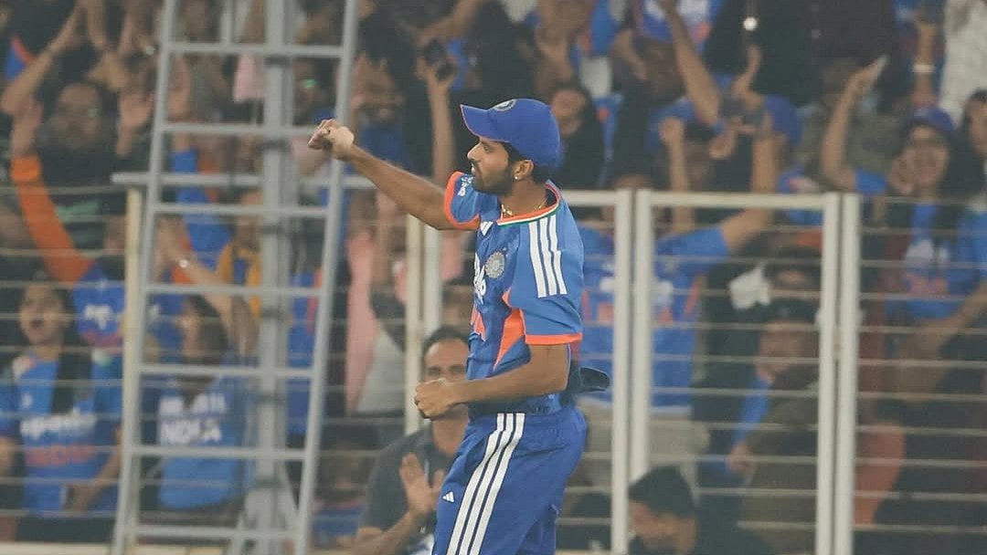 Sundarwashi5/X
 : Washington Sundar in action for Team India. 