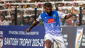 AIFF : Kerala footballers in action against Punjab in Santosh Trophy 2025-26 semifinal.