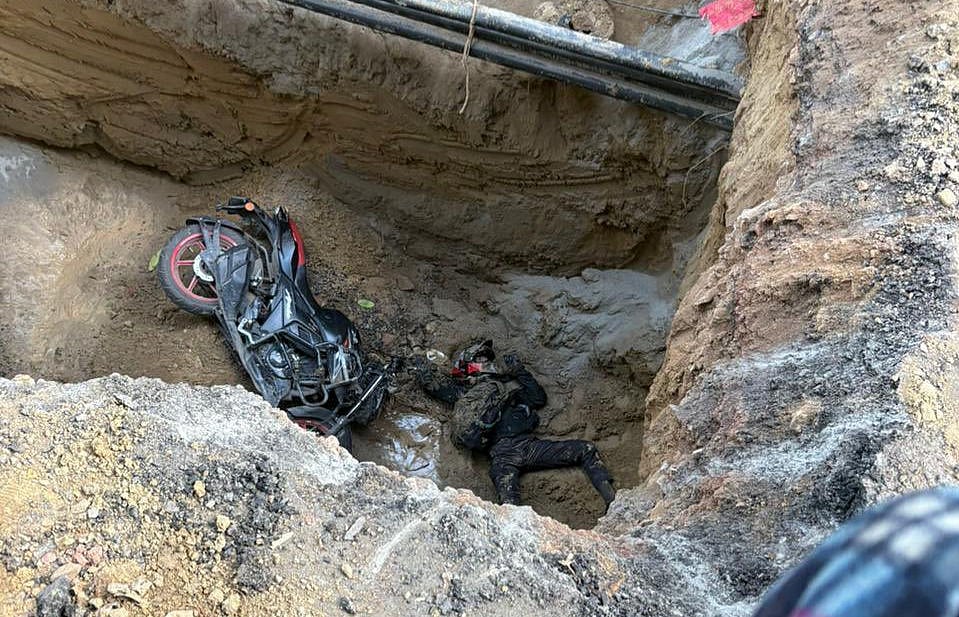 X : It was directed to inspect the accident site and review safety arrangements, barricading, signage, and traffic management and submit its report by the same evening.