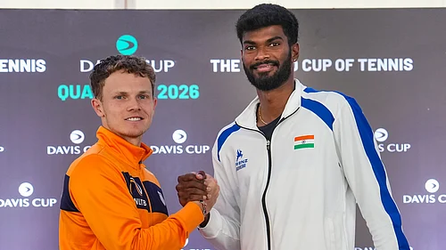 Photo: PTI : Dhakshineswar Suresh and Jesper de Jong pose for a photo ahead of the India vs Netherlands, Davis Cup 2026 Qualifiers round 1 tie in Bengaluru.
