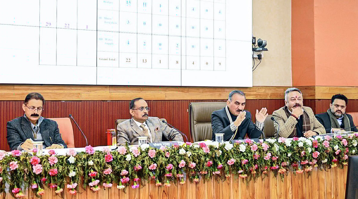 IMAGO / ANI News : Himachal Pradesh Chief Minister Sukhvinder Singh Sukhu presides over the MLA Priority meeting, in Shimla.