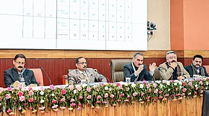 IMAGO / ANI News : Himachal Pradesh Chief Minister Sukhvinder Singh Sukhu presides over the MLA Priority meeting, in Shimla.