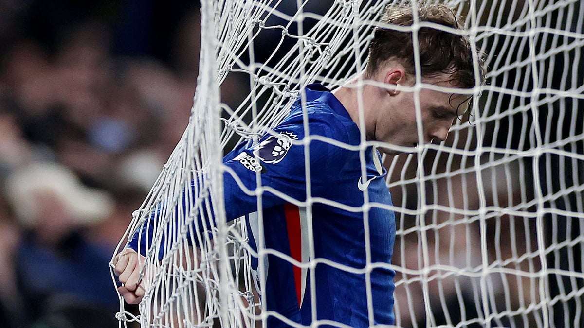 Opta : Cole Palmer ponders his late miss for Chelsea on Tuesday