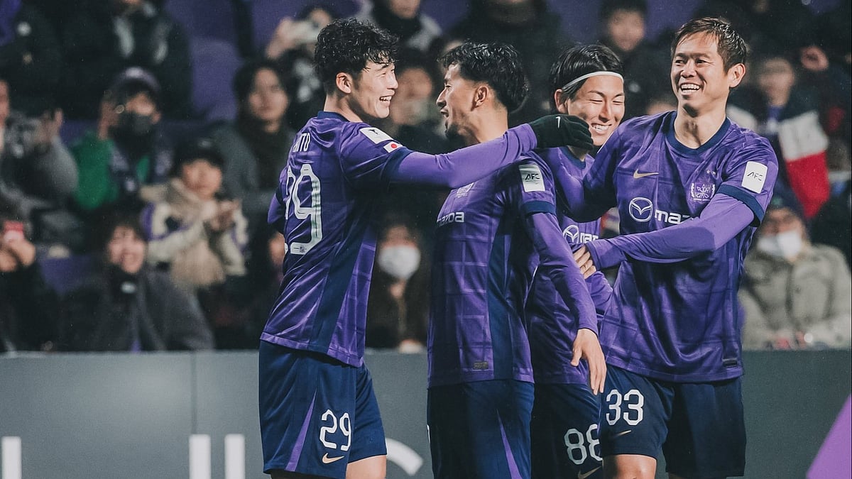 | Photo: X/sanfrecce_SFC : Sanfrecce Hiroshima's Akito Suzuki celebrates with teammates after scoring during the AFC Champions League Elite match against Johor Darul Ta'zim on February 10, 2026.
