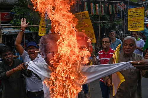 Farmers, Trade Unions Call for Bharat Bandh to Protest Against Indo–US Trade Deal.