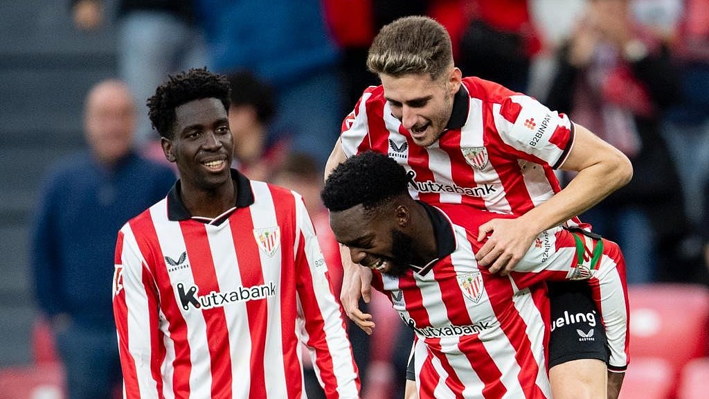 Athletic_en/X : Athletic Club footballers celebrating against Levante in La Liga 2025-26 match. 