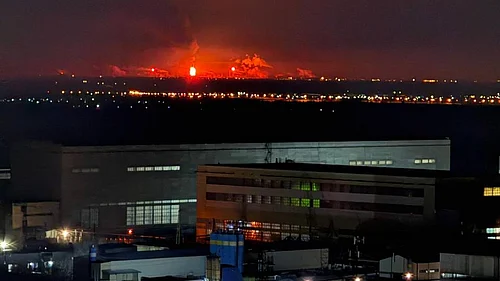 X : The governor added that the attack caused damage to an apartment in a residential building, and drone debris also fell on the territory of a kindergarten.