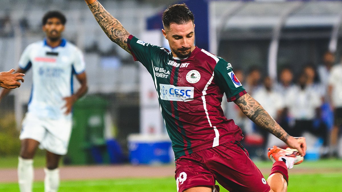 | Photo: Instagram/indiansuperleague : Mohun Bagan Super Giant's Jamie Maclaren scores the opening goal against Kerala Blasters during the Indian Super League match on February 14, 2026.