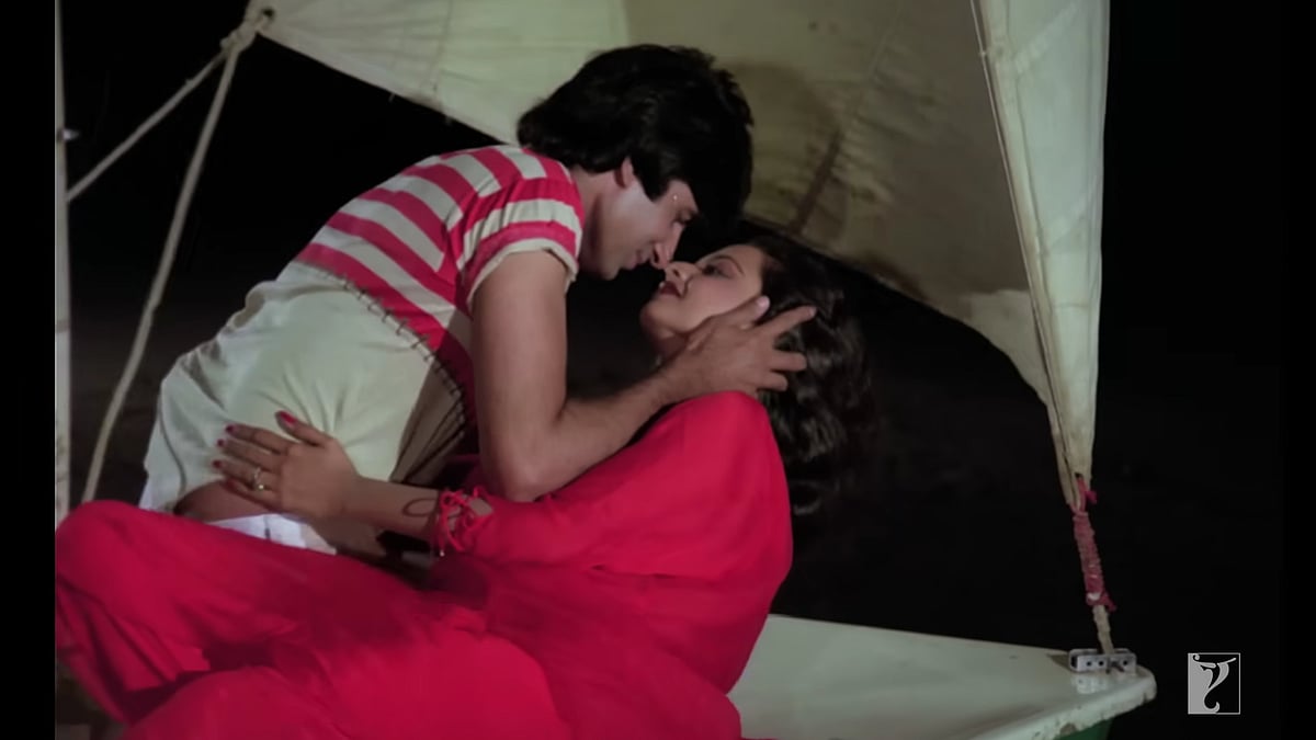 Youtube : Silsila Still