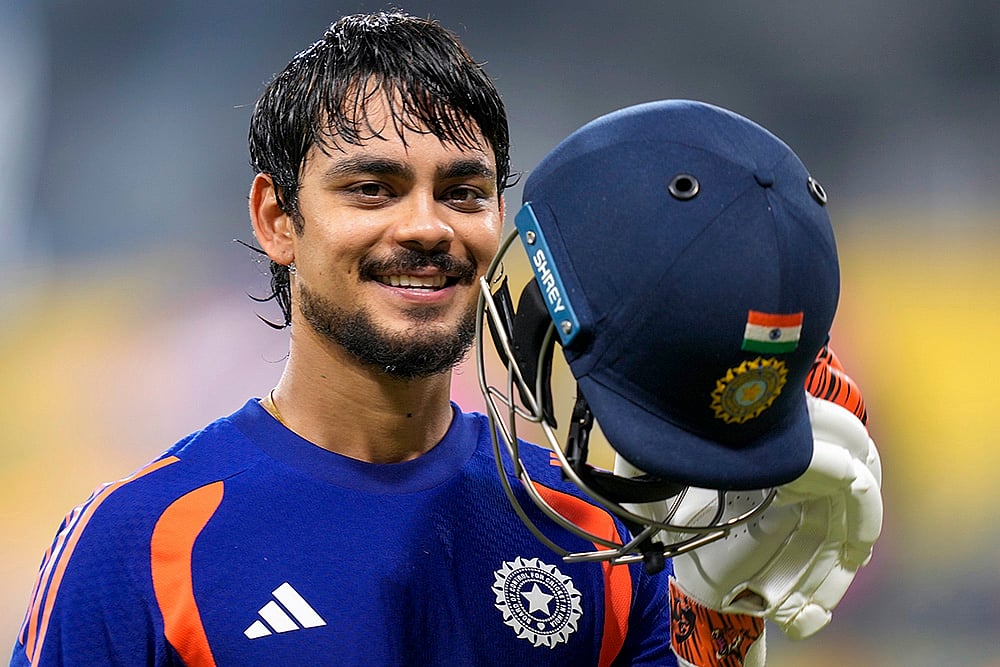 | Photo: PTI/R SenthilKumar : Indias Ishan Kishan during a practice session ahead of an ICC Mens T20 World Cup 2026 cricket match between India and Pakistan, at R Premadasa Stadium, in Colombo.
