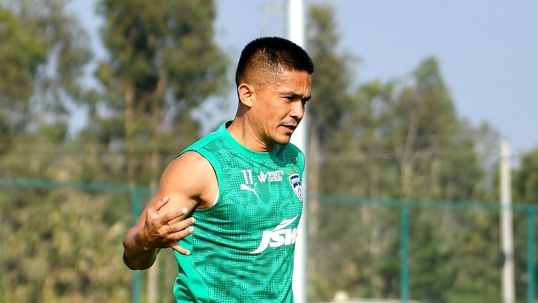bengalurufc/X : Sunil Chhetri in Bengaluru FC training ahead of ISL 2025-26 match against SC Delhi. 
