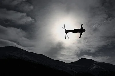 | Photo: AP/Gabriele Facciotti : Czechias Adela Merkova (22) competes during the womens freestyle skiing aerials qualifications at the 2026 Winter Olympics, in Livigno, Italy.