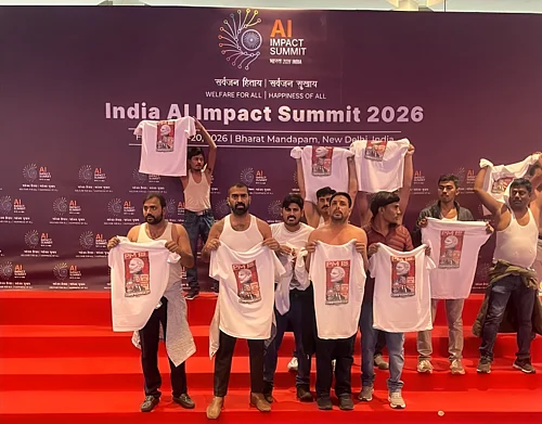 X : A Delhi Police personnel on duty mentioned plans to heighten security inside the halls following the unfortunate episode.