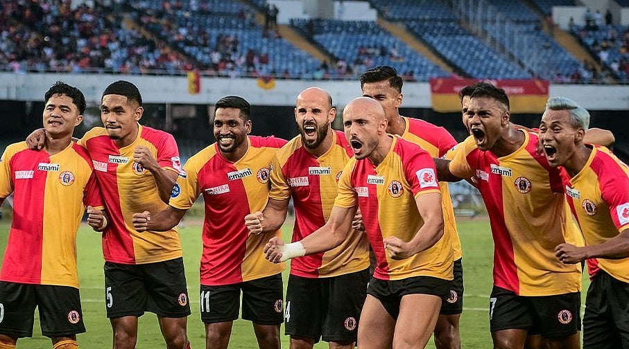 eastbengal_fc/X : East Bengal footballers celebrating victory against SC Delhi in ISL 2025-26 at Kolkata. 
