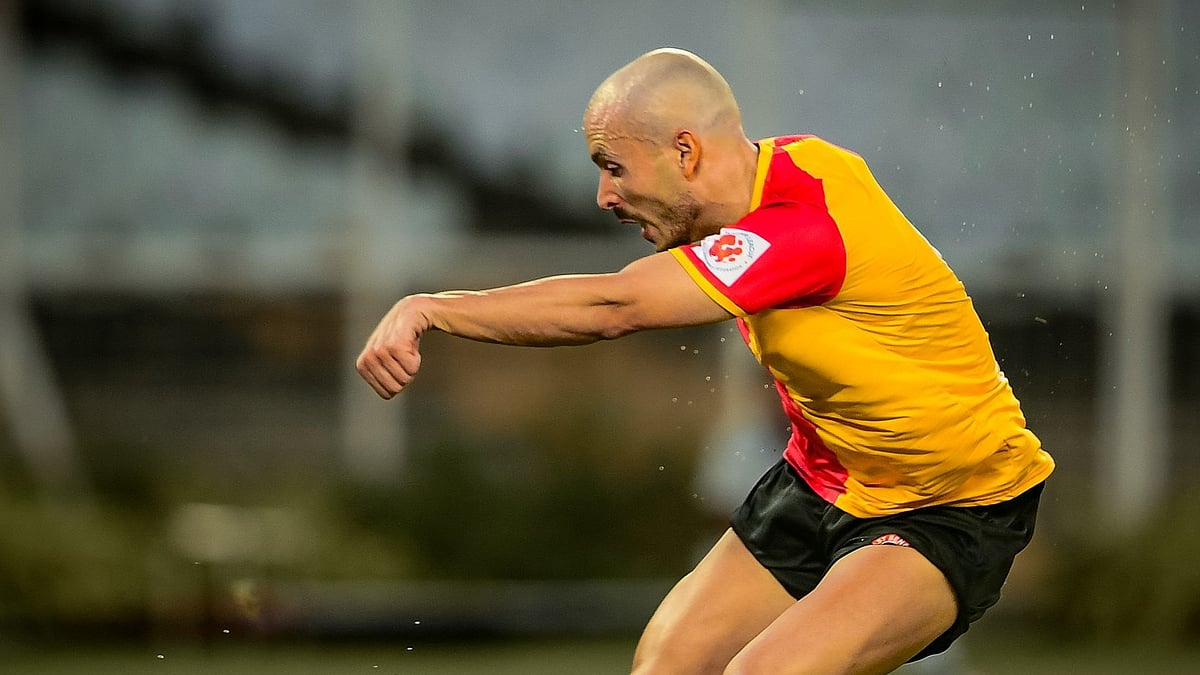 eastbengal_fc/X : Youssef Ezzejjari scores brace against SC Delhi in ISL 2025-26. 