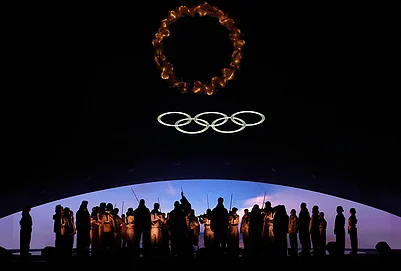 | Photo: AP/Natacha Pisarenko : Performers participate in the closing ceremony of the 2026 Winter Olympics, in Verona, Italy.