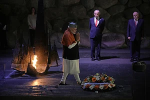 Leo Correa : Indias Prime Minister Narendra Modi lays a wreath and a rock at the Hall of Remembrance during his visit to the Yad Vashem Holocaust Memorial Museum in Jerusalem, Thursday, Feb. 26, 2026.