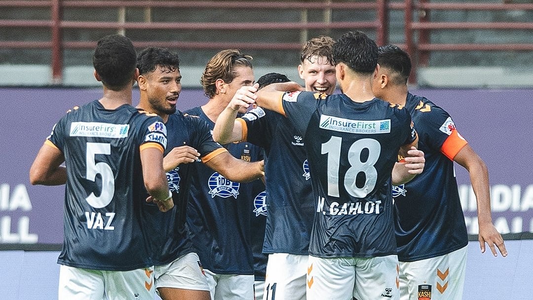 IndSuperLeague/X : Inter Kashi footballers celebrating after defeating Kerala Blasters in ISL 2025-26. 