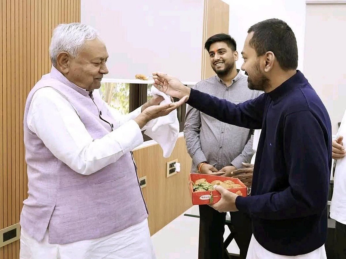 IMAGO / Hindustan Times : Bihar Chief Minister Nitish Kumar receiving Prasad on his birthday by his son Nishant Kumar at his residence on March 1, 2026 in Patna, India. (Photo by Santosh Kumar Hindustan Times) Bihar Chief Minister Nitish Kumar Turned 75. 