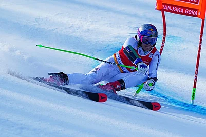 Photo: AP/Pier Marco Tacca : Brazils Lucas Pinheiro Braathen competes during an alpine ski, mens World Cup giant slalom, in Kranjska Gora, Slovenia.