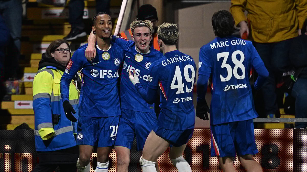 Chelsea celebrate their win over Wrexham in the FA Cup
