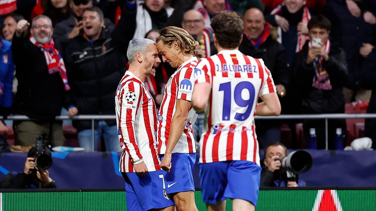 atletienglish/X : Atletico Madrid footballers celebrating a goal against Tottenham Hotspur during the UEFA Champions League 2025-26 Round of 16 clash. 