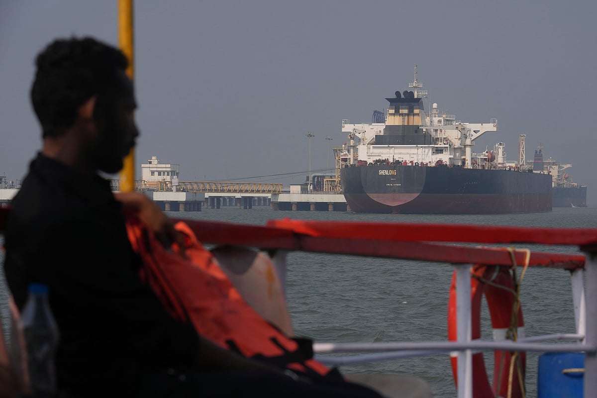 Rafiq Maqbool : Liberia-flagged tanker Shenlong Suezmax, carrying crude oil from Saudi Arabia, that arrived clearing the Strait of Hormuz, is seen at the Mumbai Port in Mumbai, India, Thursday, March 12, 2026. (AP Photo/Rafiq Maqbool)
