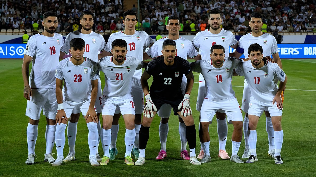 | Photo: AP/Vahid Salemi : Iranss players pose for a team photo before an Asian group A qualifying soccer match against North Korea for the 2026 World Cup, June 10, 2025, at Azadi Stadium in Tehran, Iran. 