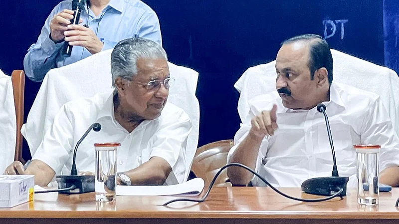 Photo: X : Keralam CM Pinarayi Vijayan with leader of Opposition V D Satheesan