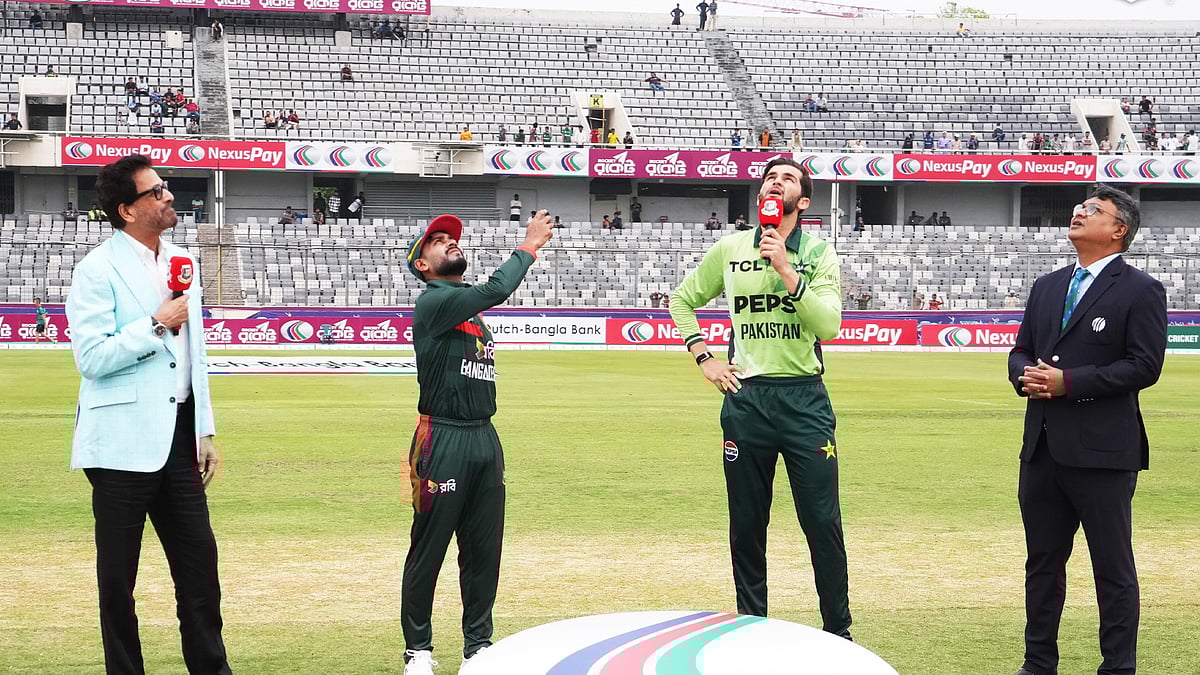 X/Bangladesh Cricket : PAK win toss and elect to bowl first in the 3rd ODI against BAN