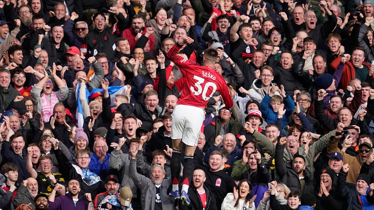 | Photo: AP/Dave Thompson : Manchester United's Benjamin Sesko scelebrates after scoring during the Premiier League soccer match between Manchester United and Crystal Palace in Manchester, England, Sunday, March 1, 2026. 