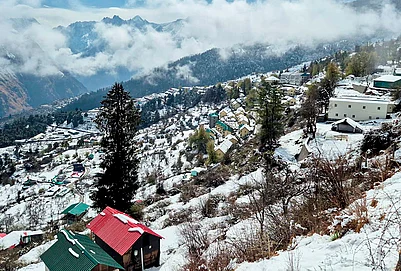 | Photo: PTI : A view of snow-capped mountains after fresh snowfall, in Chamoli, Uttarakhand.