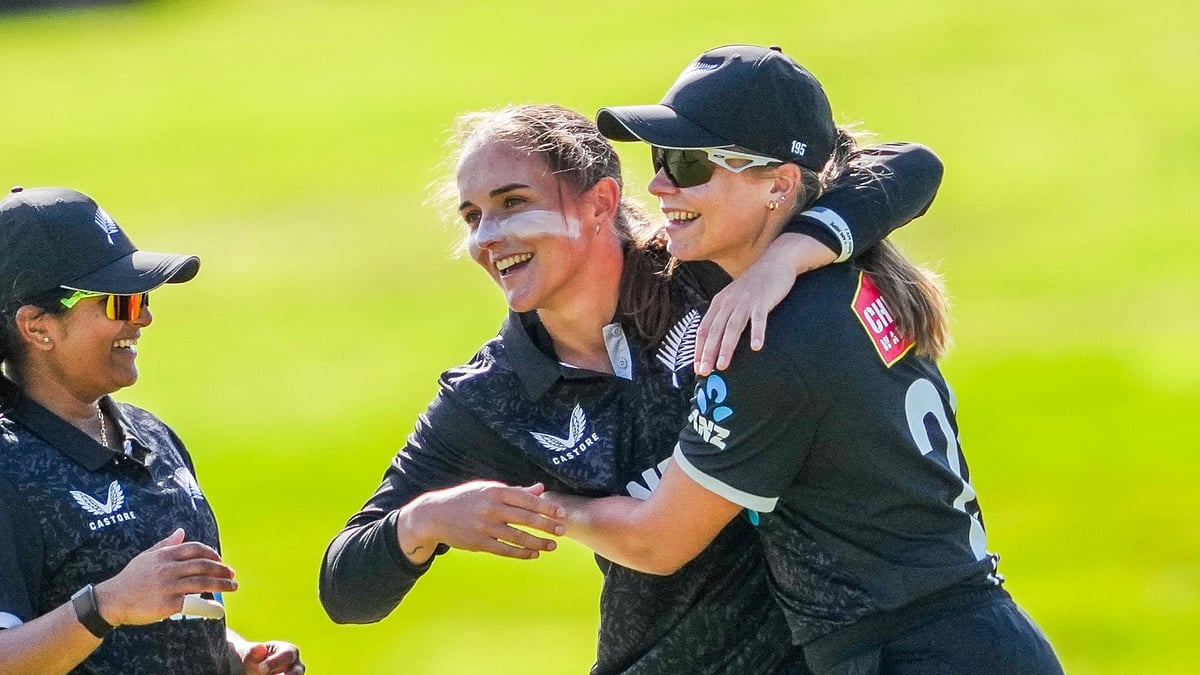 X/@WHITE_FERNS : New Zealand Women win the five-match series by 4-1 at the Hagley Oval in Chrischurch.