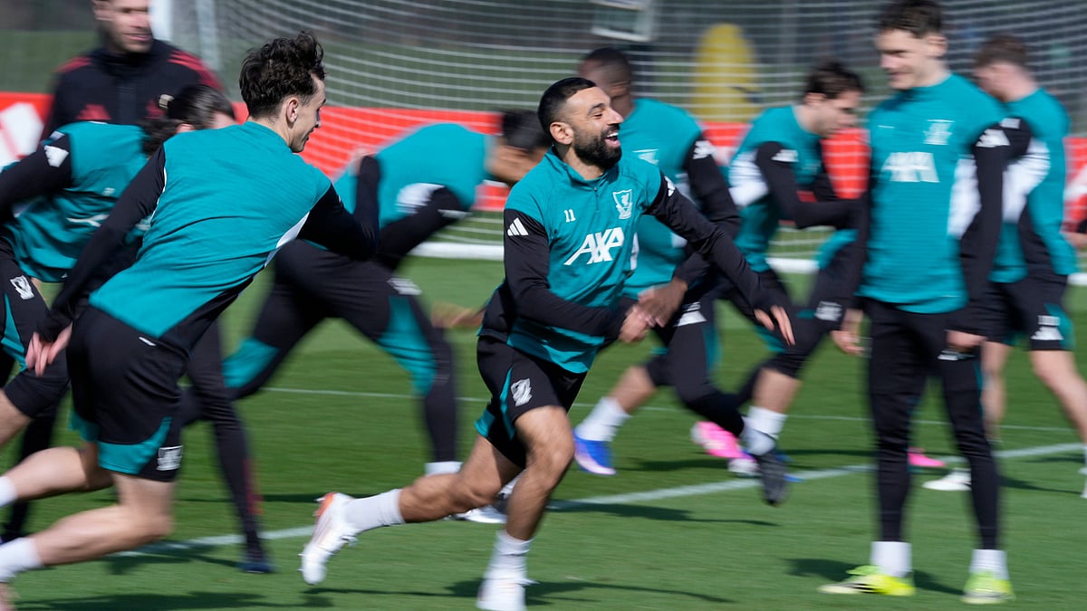 | Photo: AP/Peter Byrne : Liverpool's Mohamed Salah, center, during a training session in Liverpool, England, Tuesday, March 17, 2026, ahead of the Champions League soccer match against Galatasaray Istanbul. 