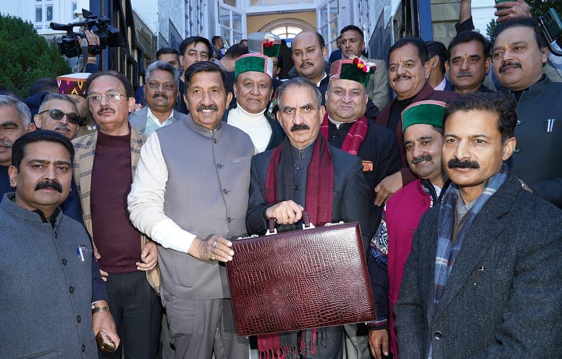 In A Historic First, CM Sukhu Reduces Budget