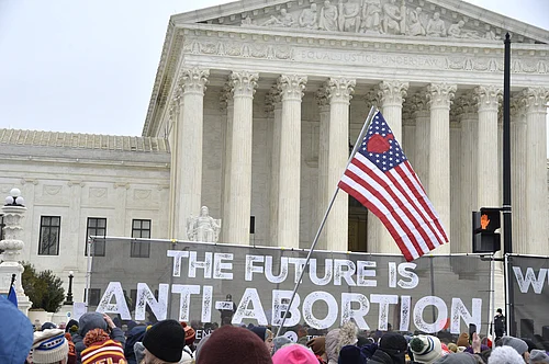 IMAGO / UPI Photo : How Do Birth Rates Impact Individual Choices?