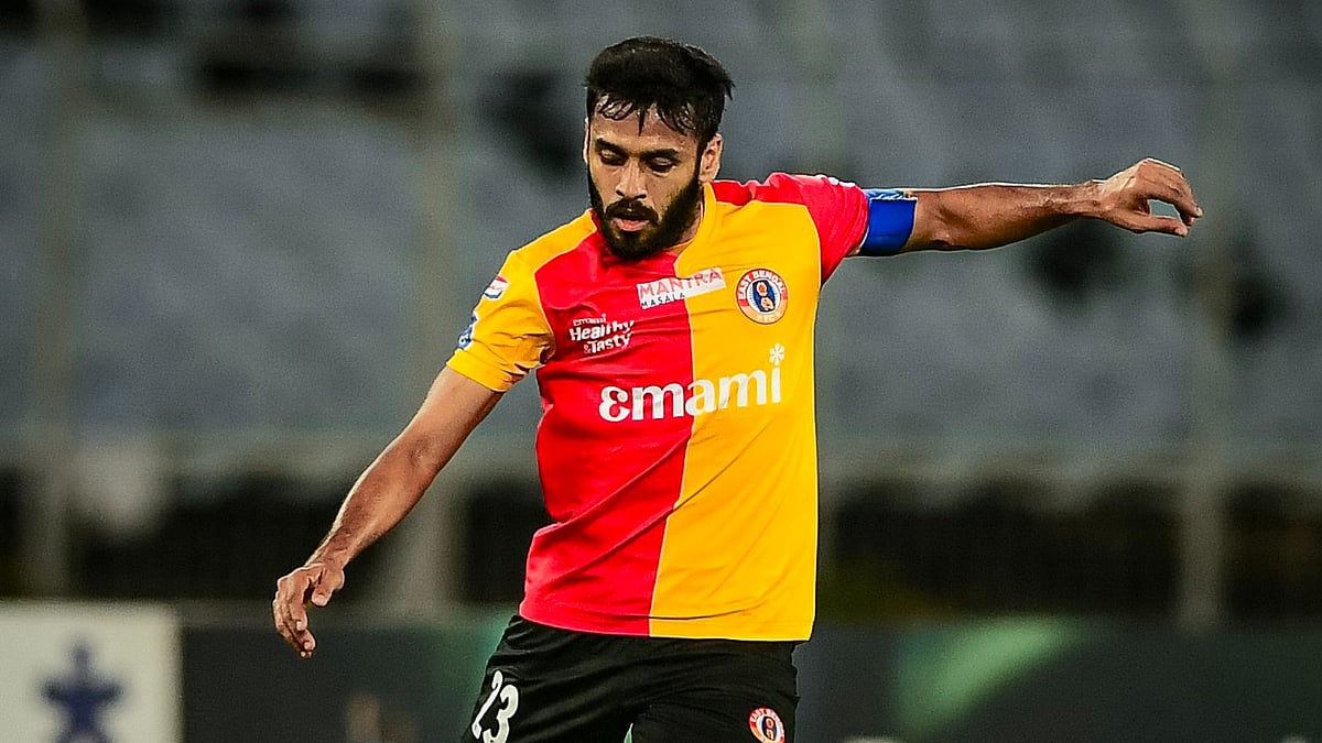 eastbengal_fc/X : East Bengal footballers in action in ISL 2025-26 clash against Kerala Blasters.