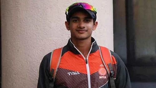 File : Kumar Mangalam Birlas Son Aryaman has been names new chairman of the Royal Challengers Bengaluru franchise