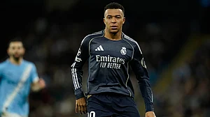 | Photo: AP/Dave Thompson : Real Madrid's Kylian Mbappe plays during the Champions League round of 16 second leg soccer match between Manchester City and Real Madrid in Manchester, Tuesday, March 17, 2026.