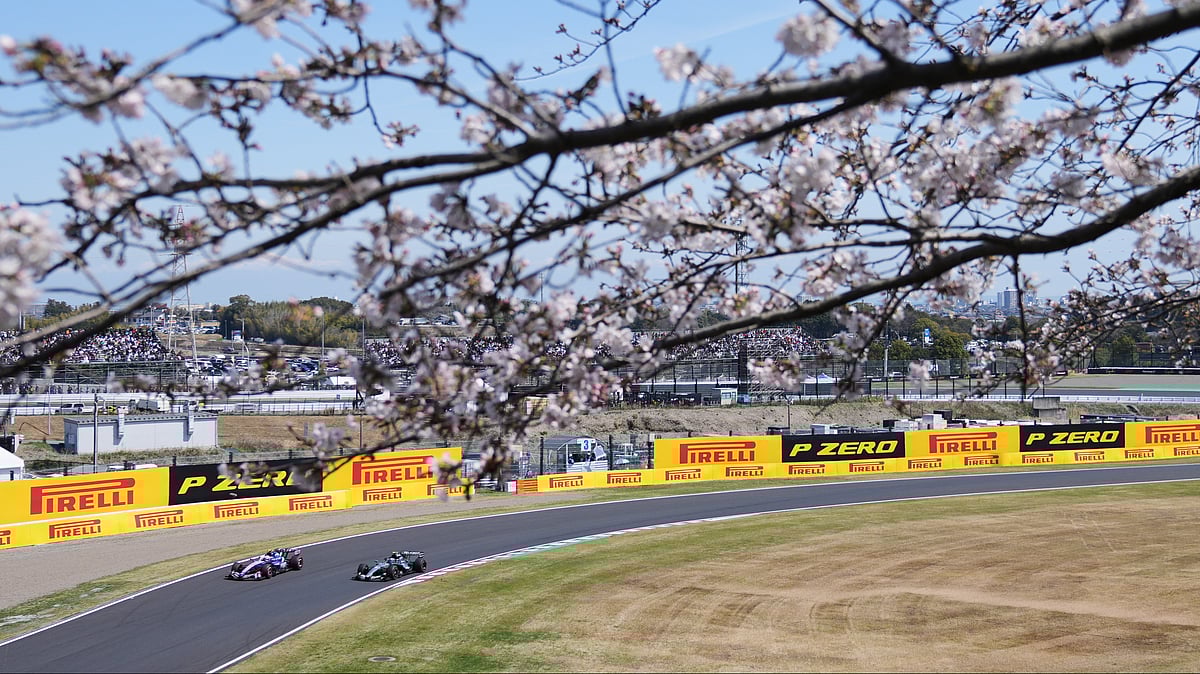 | Photo: AP/Hiro Komae : Alpine driver Franco Colapinto of Argentina, left, and Mercedes driver Andrea Kimi Antonelli of Italy steer their car during the first practice session Japanese Formula One Grand Prix in Suzuka, Japan, Friday, March 27, 2026.