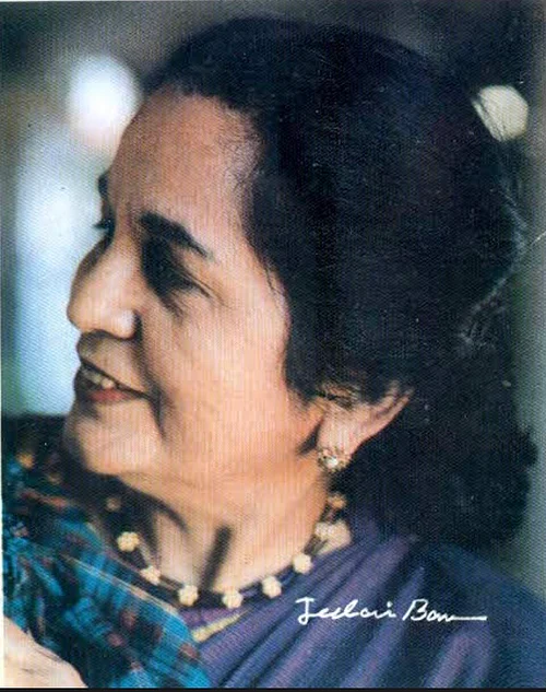 Raza Naeem : Jeelani Bano’s name is important in the history of Urdu fiction with reference to female artists from several angles.