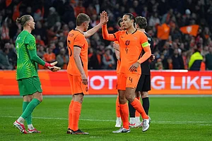 | Photo: AP/Peter Dejong : Netherlands' Virgil van Dijk, centre right, and Natan Ake celebrate after the international friendly soccer match between the Netherlands and Norway in Amsterdam, Netherlands.