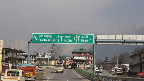 Photo: PTI : Sukhu Rolls Back Entry Tax Hike, Moves to Defuse Punjab Border Tensions