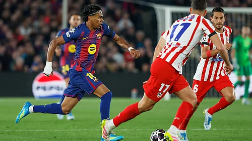AP/Joan Monfort : Barcelonas Lamine Yamal in action during the Champions League quarterfinal first leg.