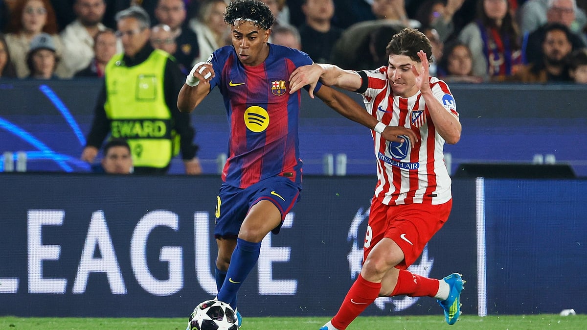 AP/Joan Monfort : Lamine Yamal and Marcus Rashford tried to rally Barcelona at Camp Nou.