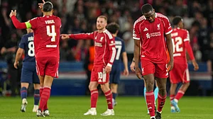 | Photo: AP/Aurelien Morissard : Liverpool's Ibrahima Konate bows his head at the end of the Champions League quarterfinal first leg soccer match between Paris Saint-Germain and Liverpool in Paris, Wednesday, April 8, 2026.