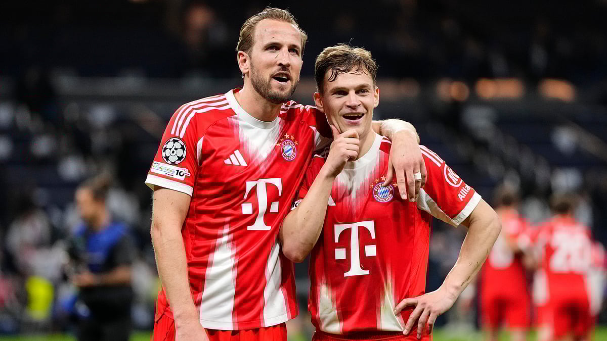 | Photo: AP/Jose Breton : Bayern's Harry Kane, left, and teammate Joshua Kimmich look at the fans after the Champions League quarterfinal first leg soccer match between Real Madrid and Bayern Munich in Madrid, Spain, Tuesday, April 7, 2026.