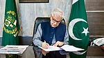 IMAGO / Newscom World : Pakistan Defence Minister Khawaja Asif