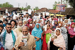 | Photo: Sandipan Chatterjee : A Wave of Deletions: Voters deleted from the rolls showing their documents at Daulatpur grampanchayat, Milangarh, Malda in West Bengal